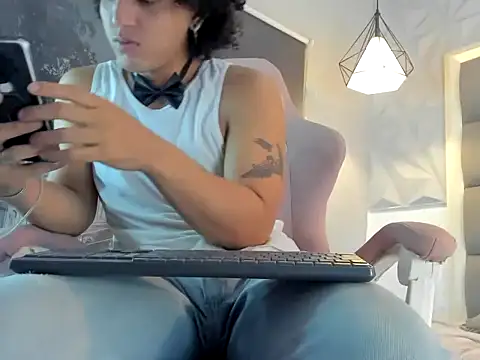 Snapshot of Xfire_boy69 chatting on 29, 10, 2025 Xfire boy69 online show from 29, 10, 2025