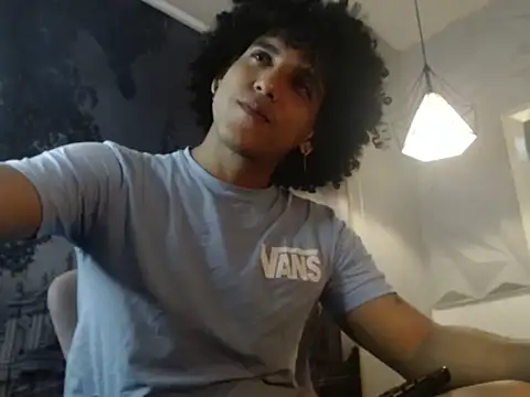 Snapshot of Xfire_boy69 chatting on 9, 11, 2025 Xfire boy69 online show from 9, 11, 2025