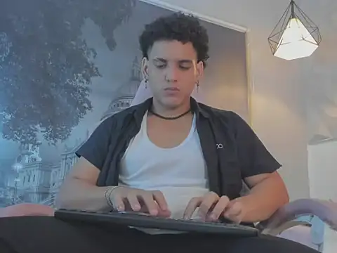 Snapshot of Xfire_boy69 chatting on 24, 11, 2025 Xfire boy69 online show from 24, 11, 2025