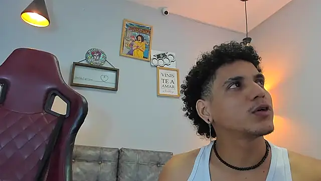 Snapshot of Xfire_boy69 chatting on 2, 12, 2025 Xfire boy69 online show from 2, 12, 2025