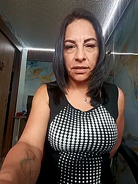 Snapshot of _Kamy_Hot chatting on 9, 4, 2026 Kamy Hot online show from 9, 4, 2026