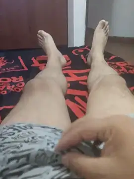 Snapshot of ScuffingBungalow chatting on 28, 3, 2026 ScuffingBungalow online show from 28, 3, 2026