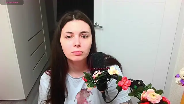 Snapshot of peachyness chatting on 16, 4, 2026 peachyness online show from 16, 4, 2026