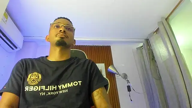Snapshot of Darwin_mayo chatting on 16, 5, 2026 Darwin mayo online show from 16, 5, 2026