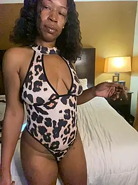 StaciDiamond online show from 6, 3, 2026