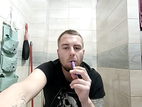 Snapshot of Vladyslav30 chatting on 26, 4, 2026 Vladyslav30 online show from 26, 4, 2026