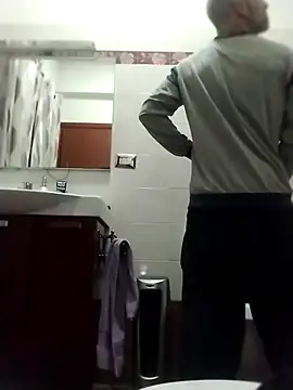 Snapshot of Bohhhhrm chatting on 17, 4, 2026 Bohhhhrm online show from 17, 4, 2026