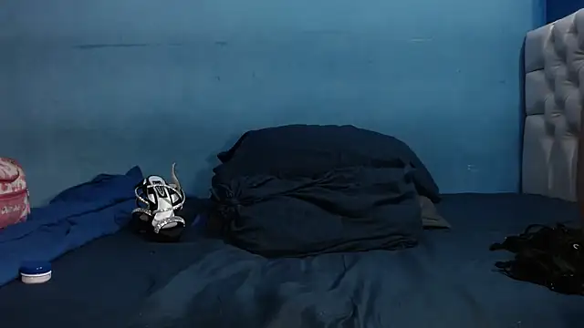 SamiBoobsxx online show from 9, 4, 2026