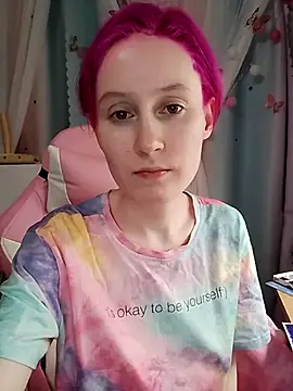 Snapshot of Fuzzy_Unicorn chatting on 4, 11, 2025 Fuzzy Unicorn online show from 4, 11, 2025