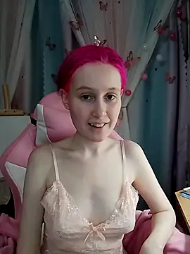 Snapshot of Fuzzy_Unicorn chatting on 10, 11, 2025 Fuzzy Unicorn online show from 10, 11, 2025