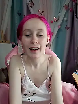 Snapshot of Fuzzy_Unicorn chatting on 20, 11, 2025 Fuzzy Unicorn online show from 20, 11, 2025