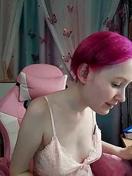 Snapshot of Fuzzy_Unicorn chatting on 25, 11, 2025 Fuzzy Unicorn online show from 25, 11, 2025