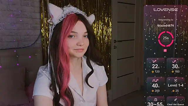 AnimeAlica18 online show from 4, 12, 2025