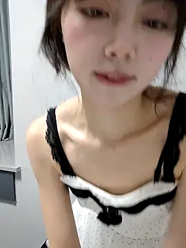 Snapshot of xuannv0000 chatting on 1, 11, 2025 xuannv0000 online show from 1, 11, 2025