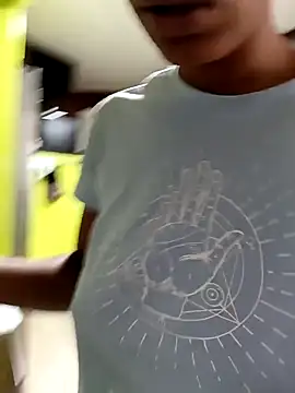 Flacidas online show from 5, 10, 2025