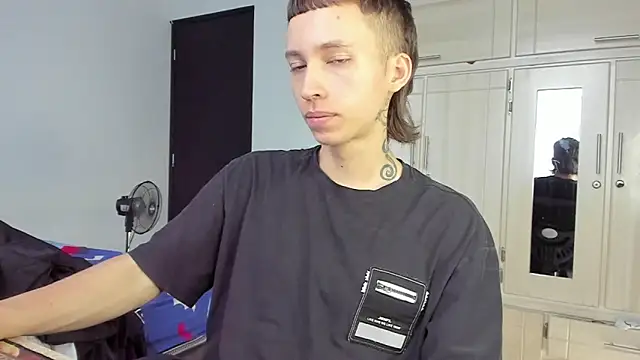 spacehumanz online show from 17, 12, 2025