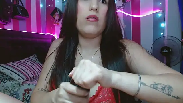 karo lovely online show from 3, 12, 2025