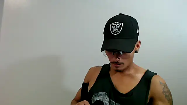 Snapshot of tanjir020 chatting on 16, 12, 2025 tanjir020 online show from 16, 12, 2025