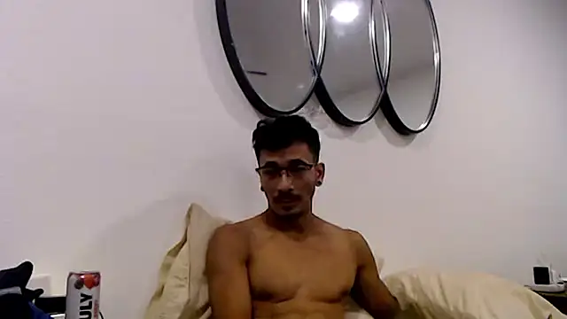 Snapshot of tanjir020 chatting on 3, 4, 2026 tanjir020 online show from 3, 4, 2026