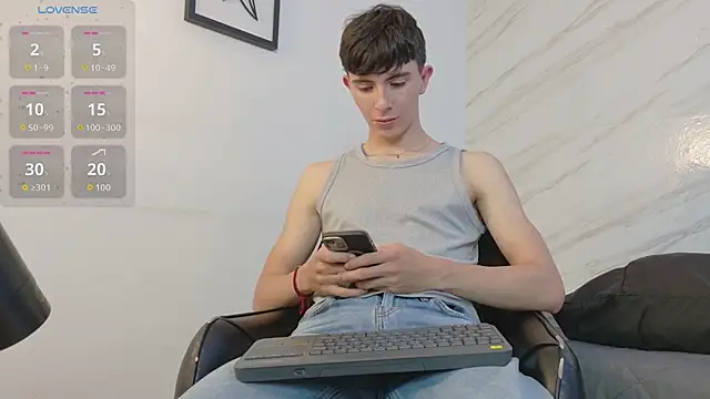 Snapshot of mathias_saenz chatting on 17, 7, 2026 mathias saenz online show from 17, 7, 2026