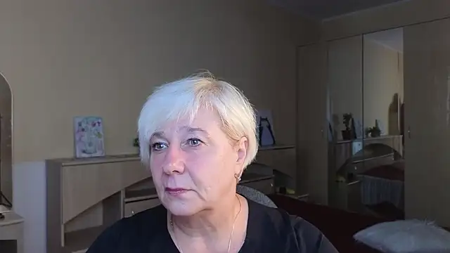 Milana Milky online show from 11, 9, 2025