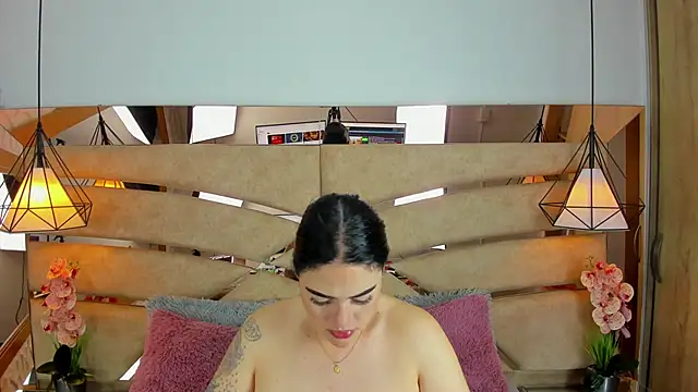 Snapshot of pamemiller1 chatting on 7, 4, 2026 pamemiller1 online show from 7, 4, 2026