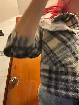 Snapshot of Karen18_boobs chatting on 26, 9, 2025 Karen18 boobs online show from 26, 9, 2025