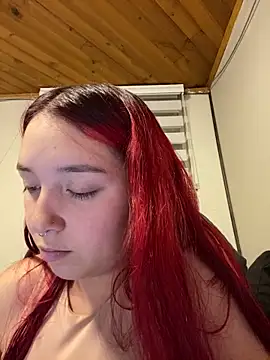 Snapshot of Karen18_boobs chatting on 30, 9, 2025 Karen18 boobs online show from 30, 9, 2025