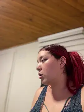 Snapshot of Karen18_boobs chatting on 16, 12, 2025 Karen18 boobs online show from 16, 12, 2025