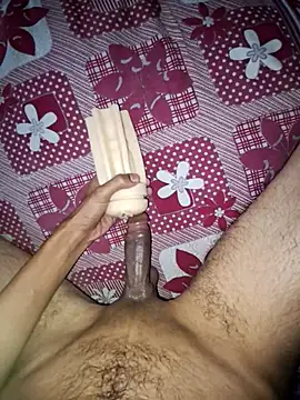 Snapshot of loveblzz chatting on 23, 11, 2025 loveblzz online show from 23, 11, 2025