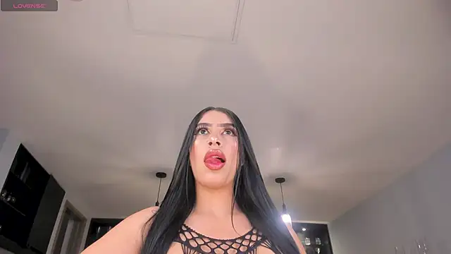 Snapshot of LeahLombardi_ chatting on 17, 3, 2026 LeahLombardi online show from 17, 3, 2026