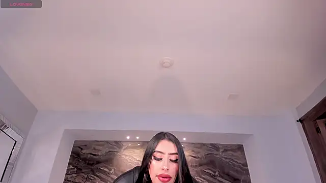 Snapshot of LeahLombardi_ chatting on 25, 3, 2026 LeahLombardi online show from 25, 3, 2026