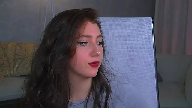 Mary Miiller online show from 21, 10, 2025