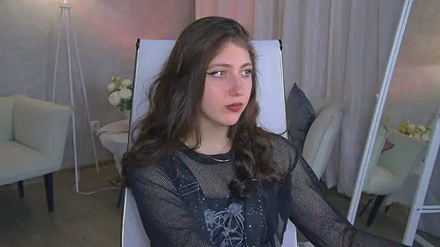 Snapshot of Mary_Miiller chatting on 11, 2, 2026 Mary Miiller online show from 11, 2, 2026