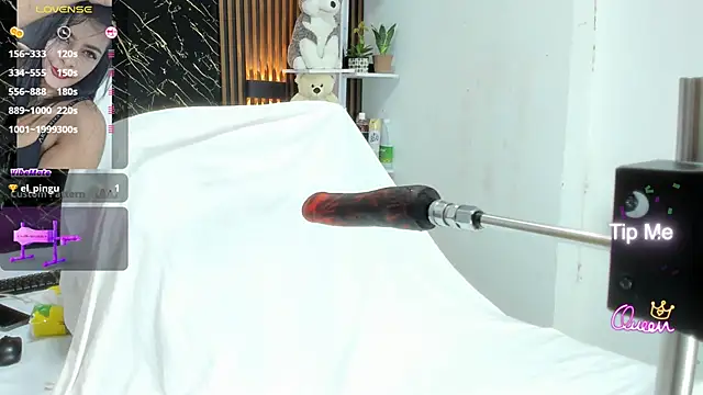 Snapshot of emma_liz2 chatting on 16, 3, 2026 emma liz2 online show from 16, 3, 2026