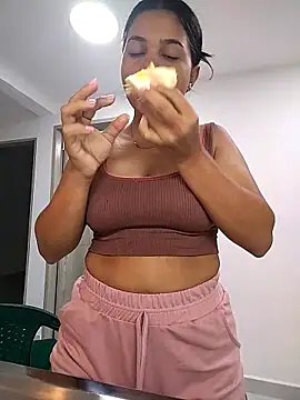 Eimy-04 online show from 2, 10, 2025