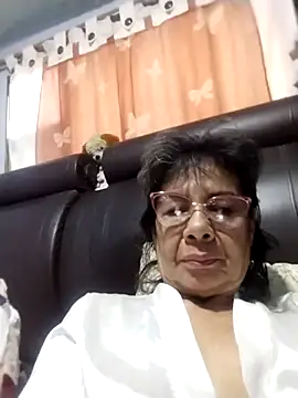 OliviaMorris1 online show from 28, 9, 2025