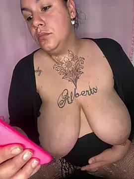 Snapshot of valen1891 chatting on 25, 11, 2025 valen1891 online show from 25, 11, 2025