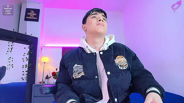 Lucass love online show from 10, 11, 2025