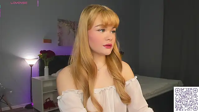 Snapshot of ShyEmma_ chatting on 29, 11, 2025 ShyEmma online show from 29, 11, 2025