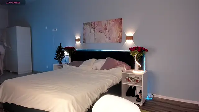 ShyEmma  online show from 20, 12, 2025