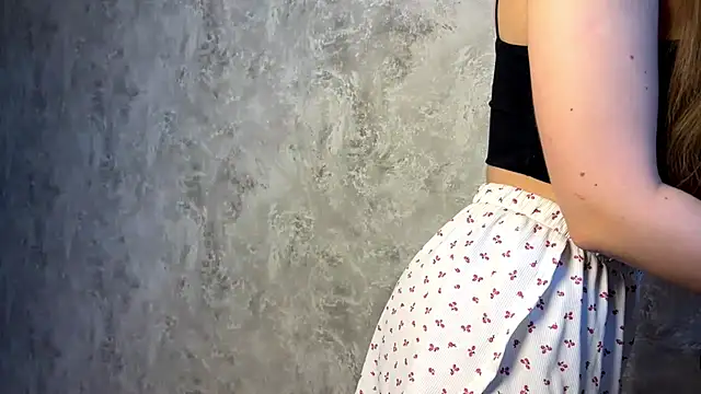 Snapshot of LushMira chatting on 8, 10, 2025 LushMira online show from 8, 10, 2025