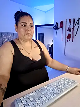 Snapshot of AndreaKinky chatting on 10, 10, 2025 AndreaKinky online show from 10, 10, 2025