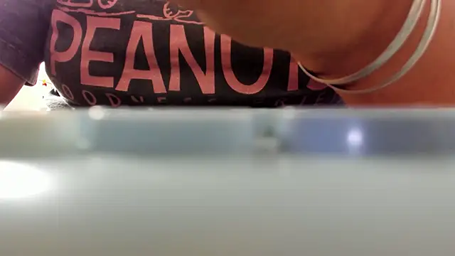 Snapshot of AndreaKinky chatting on 28, 10, 2025 AndreaKinky online show from 28, 10, 2025