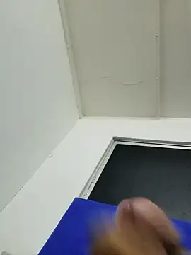 Snapshot of jhoi95 chatting on 18, 12, 2025 jhoi95 online show from 18, 12, 2025