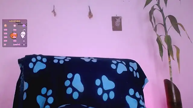 Snapshot of Nocturnawitch chatting on 3, 10, 2025 Nocturnawitch online show from 3, 10, 2025