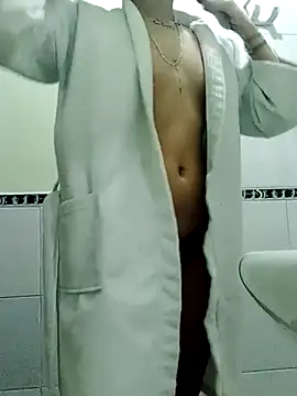 Snapshot of Nocturnawitch chatting on 29, 10, 2025 Nocturnawitch online show from 29, 10, 2025