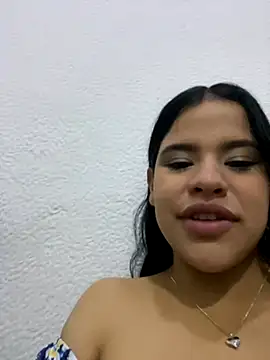 Snapshot of Aisha_poweer chatting on 11, 10, 2025 Aisha poweer online show from 11, 10, 2025