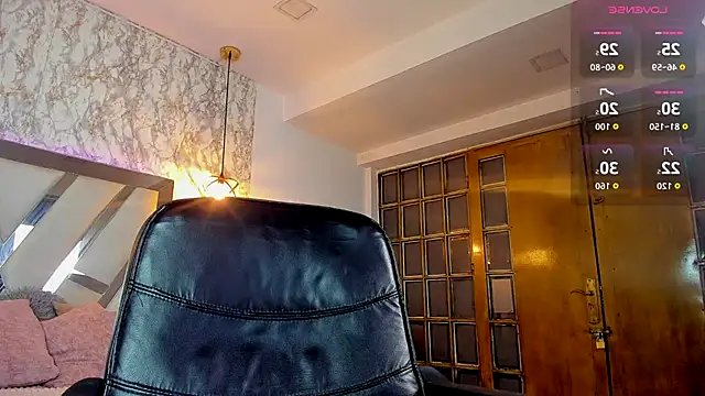 Snapshot of Aisha_poweer chatting on 18, 11, 2025 Aisha poweer online show from 18, 11, 2025