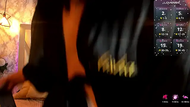 Snapshot of Aisha_poweer chatting on 16, 12, 2025 Aisha poweer online show from 16, 12, 2025